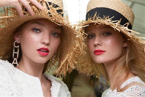 chanel makeup spring 2019|spring summer Chanel shows.